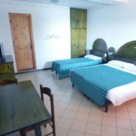 Hotiday Village Taormina 3*